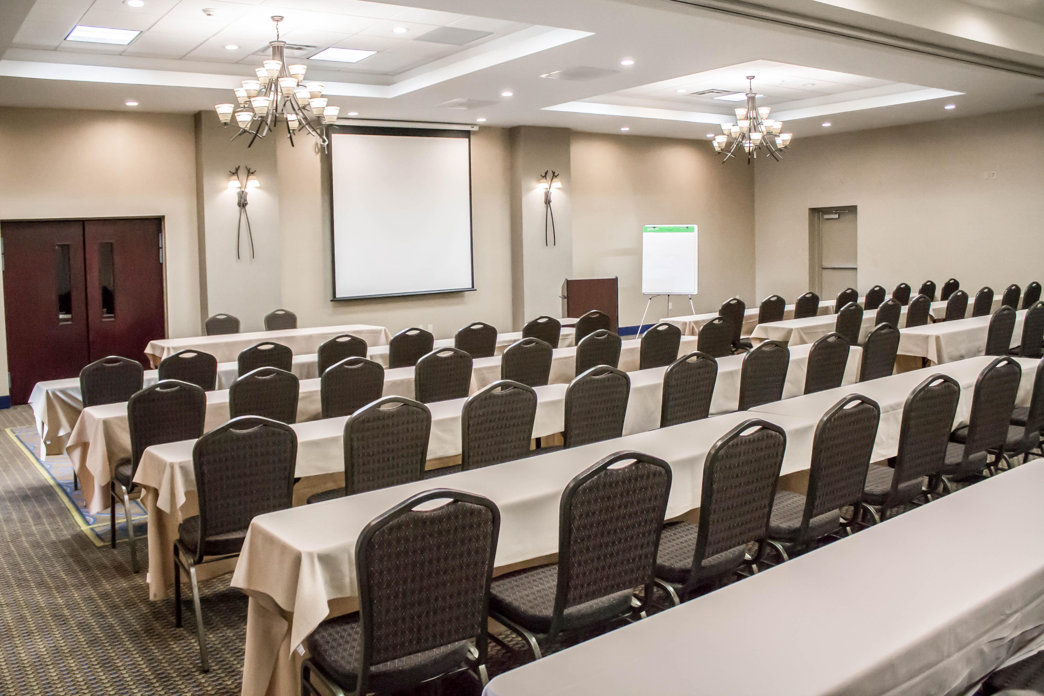 Holiday Inn Express & Suites - Albany Airport - Wolf Road By Ihg Luaran gambar