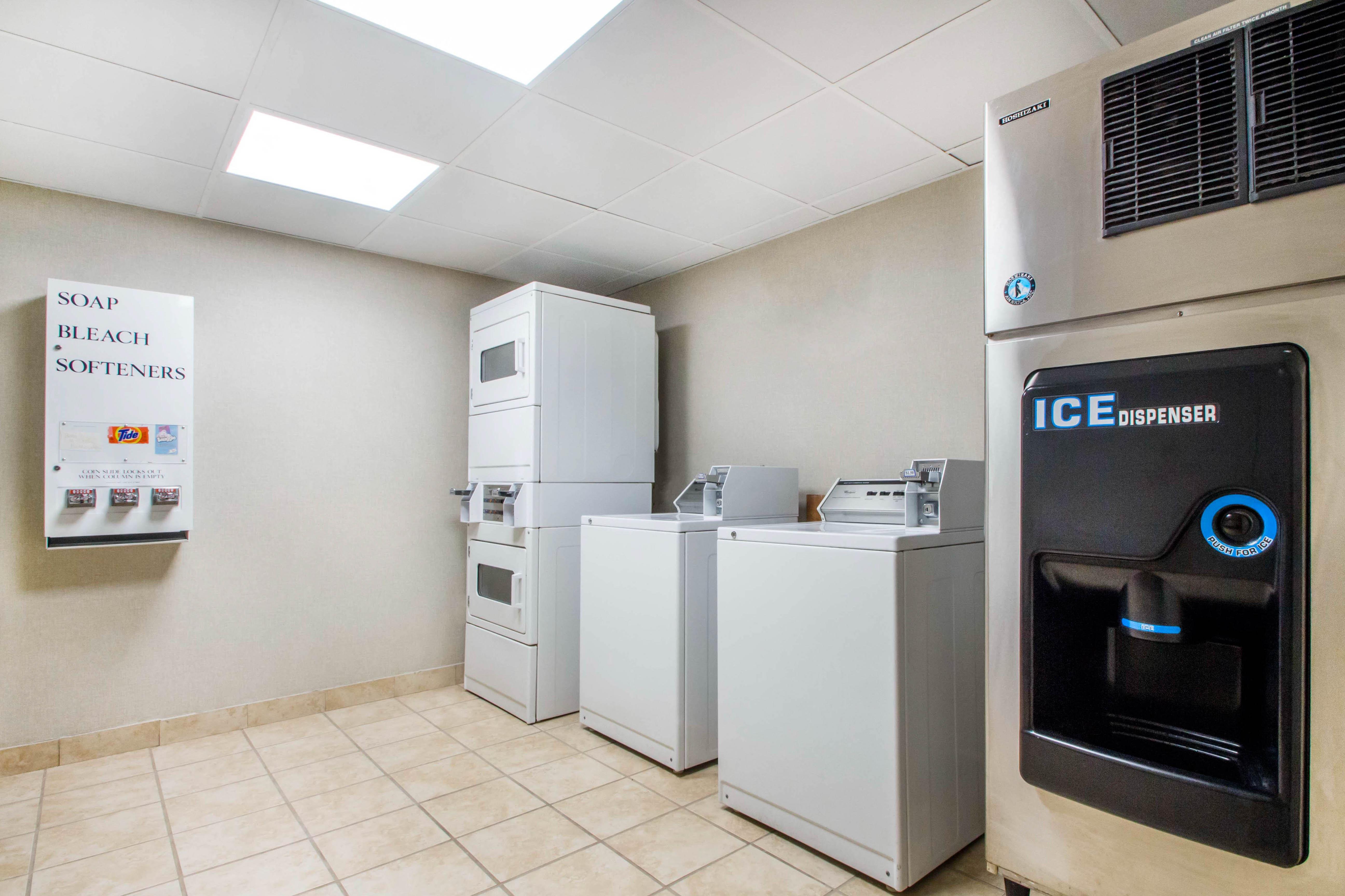 Holiday Inn Express & Suites - Albany Airport - Wolf Road By Ihg Luaran gambar